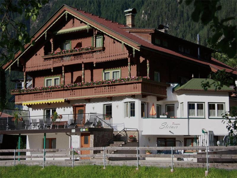 Pension Steiner Mayrhofen Buitenkant foto